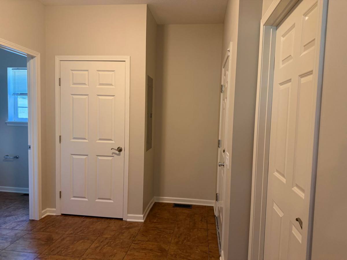 House for rent at 2995 Woodland Ave, Columbus, OH 43224