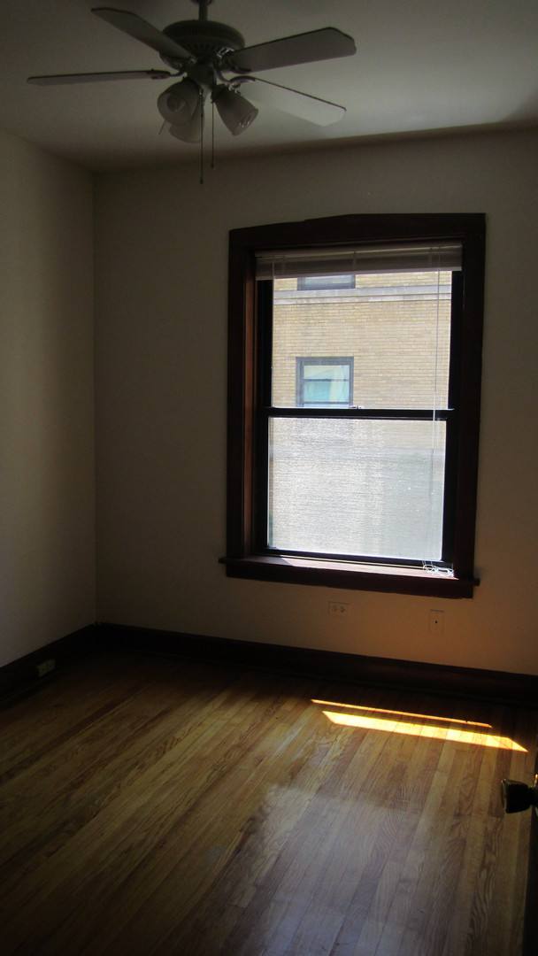 Apartment for rent at 4048-58 N Sheridan Rd, Chicago, IL 60613
