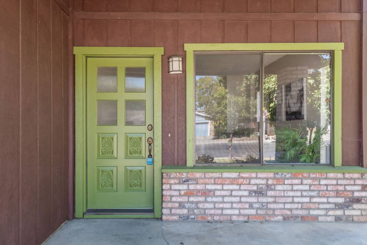 House for rent at 2306 E 8th St, Davis, CA 95618