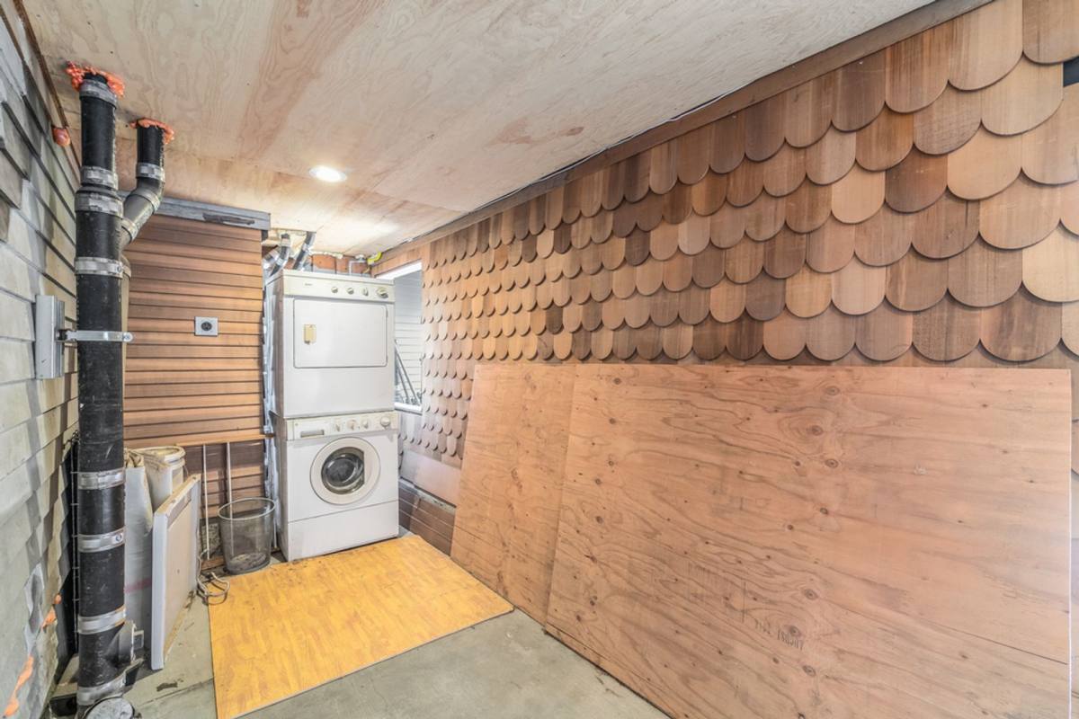 Apartment for rent at 2163 Alameda Ave, Alameda, CA 94501