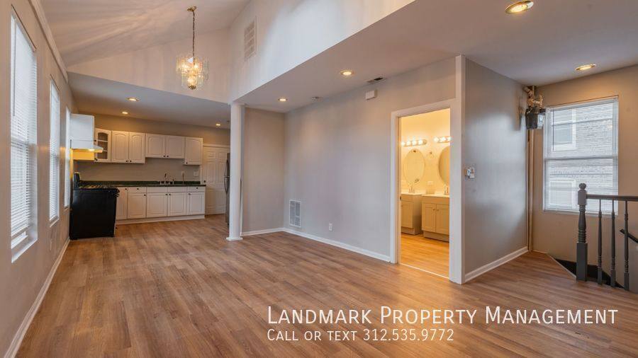 Apartment for rent at 1529 W Cortez #2F, Chicago, IL 60642