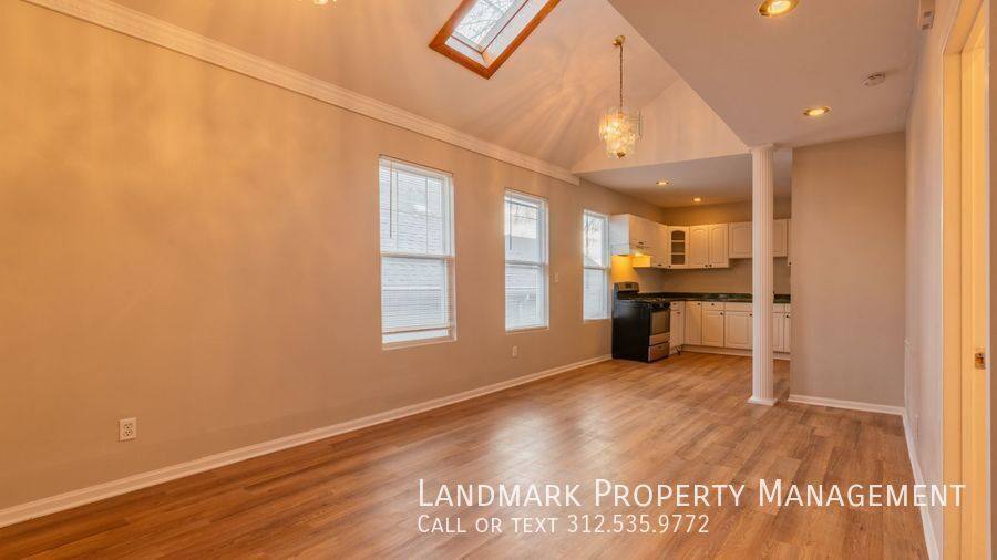 Apartment for rent at 1529 W Cortez #2F, Chicago, IL 60642