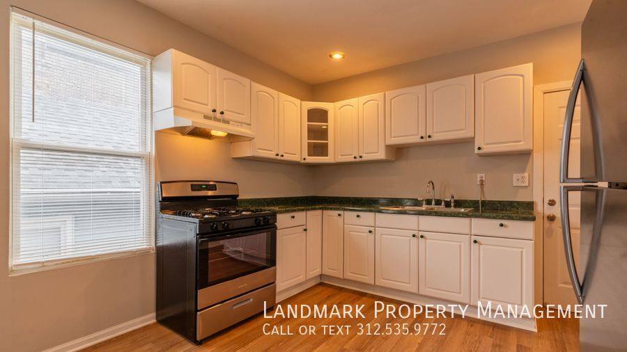 Apartment for rent at 1529 W Cortez #2F, Chicago, IL 60642