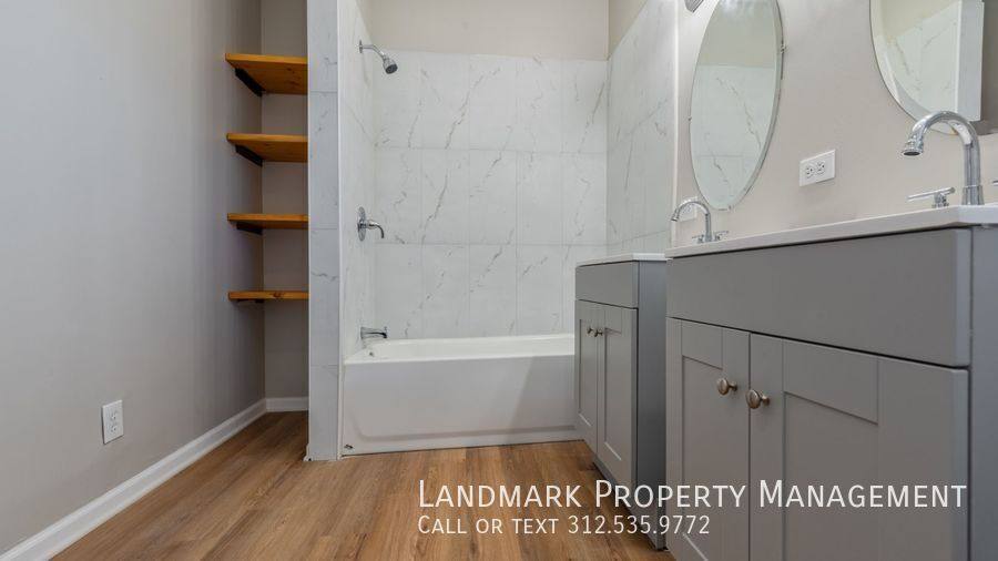 Apartment for rent at 1529 W Cortez #2F, Chicago, IL 60642
