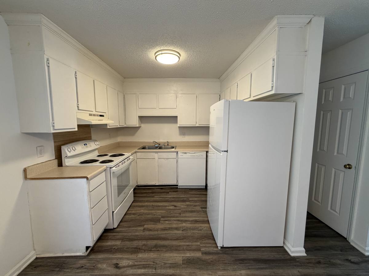 Townhouse for rent at 1010 B's Barbeque Rd #B, Greenville, NC 27834
