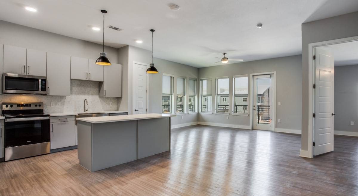 Apartment for rent at 1122 Shady Lane #A5-27, Austin, TX 78721