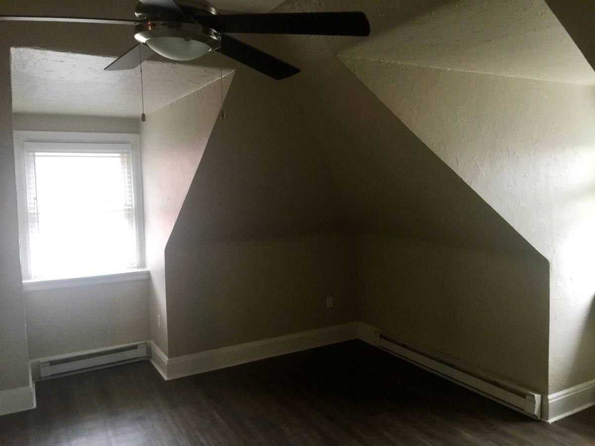 Apartment for rent at 300 - 302 W Sycamore St, Pittsburgh, PA 15211