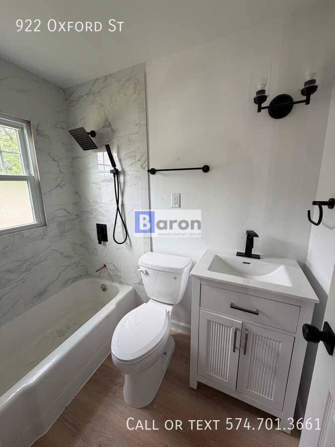 House for rent at 922 Oxford St, Elkhart, IN 46516