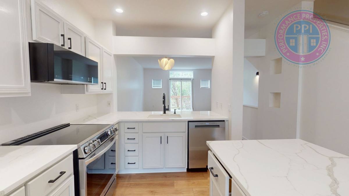 Townhouse for rent at 14742 SW Trout Creek Lane, Beaverton, OR 97006