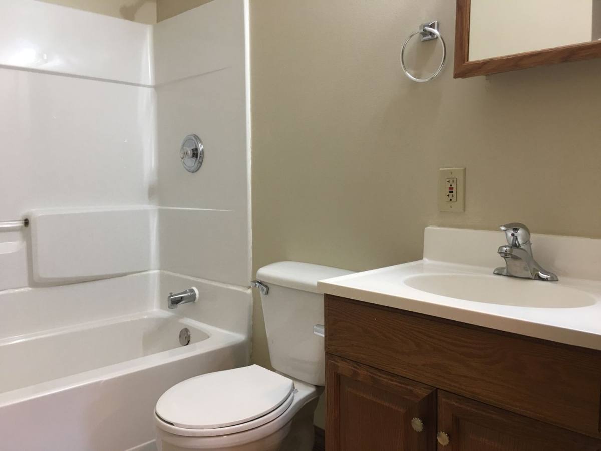 Apartment for rent at 460 E Lincoln Ave, Milwaukee, WI 53207