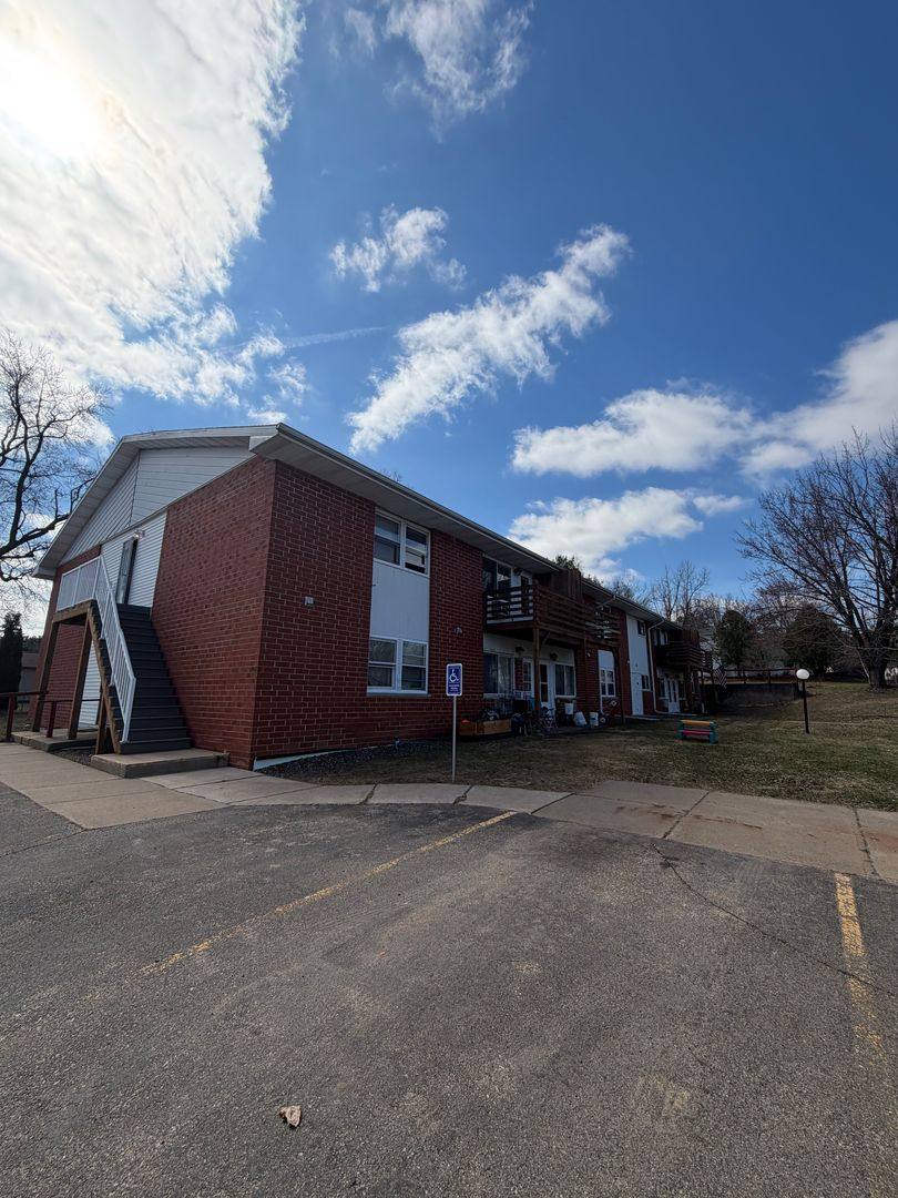 Apartment for rent at 260 N Front St, Fairchild, WI 54741