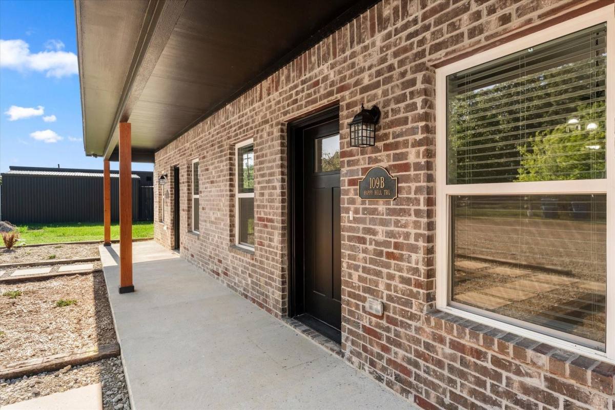 Apartment for rent at 109B Happy Hills Trail, Mabank, TX 75156