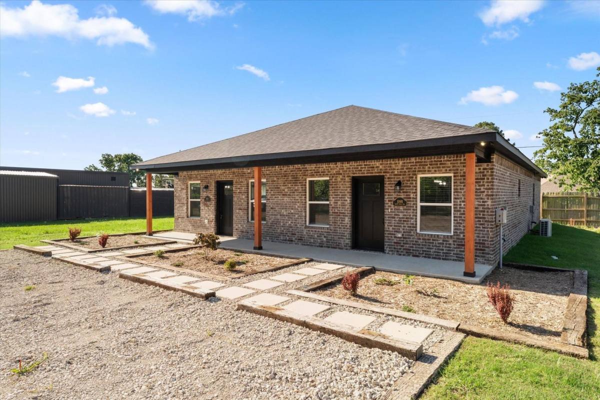 Apartment for rent at 109B Happy Hills Trail, Mabank, TX 75156