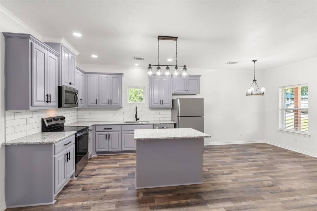 Apartment for rent at 109B Happy Hills Trail, Mabank, TX 75156