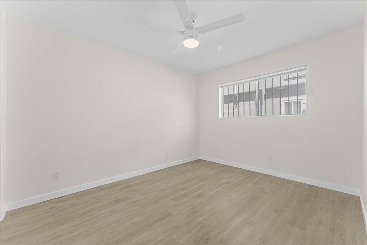 Apartment for rent at 6119 Brynhurst Ave #5, Los Angeles, CA 90043
