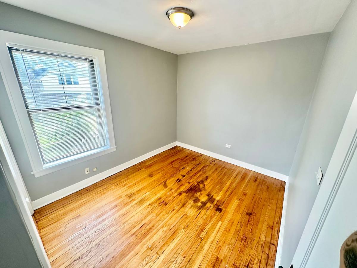 Apartment for rent at 12003-05 S Stewart #351-1, Chicago, IL 60628
