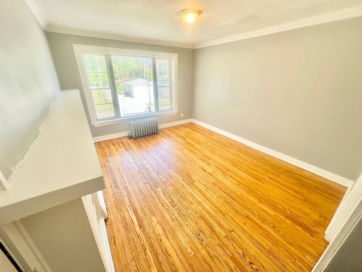 Apartment for rent at 12003-05 S Stewart #351-1, Chicago, IL 60628