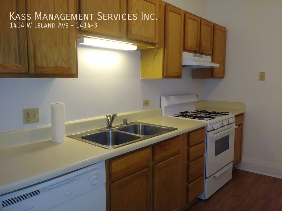 Apartment for rent at 1414 W Leland Ave #3, Chicago, IL 60640