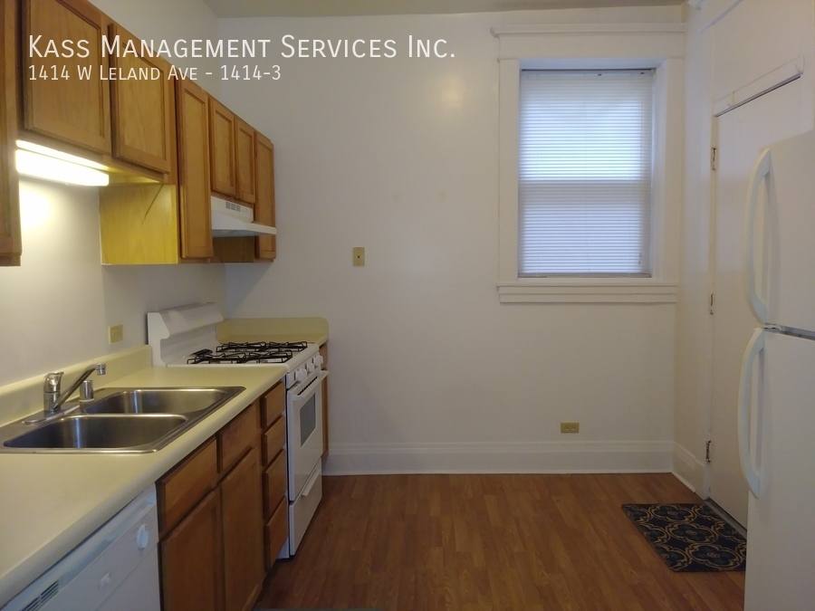 Apartment for rent at 1414 W Leland Ave #3, Chicago, IL 60640