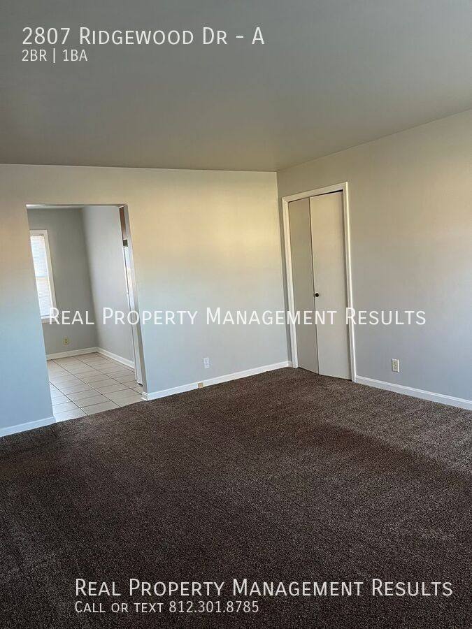 Apartment for rent at 2807 Ridgewood Dr #A, Evansville, IN 47711