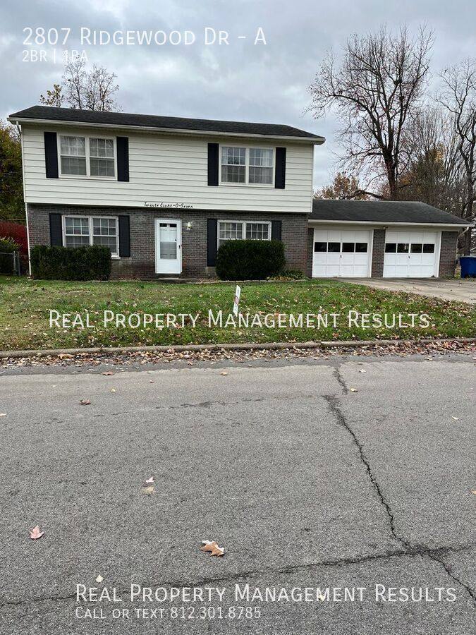 Apartment for rent at 2807 Ridgewood Dr #A, Evansville, IN 47711