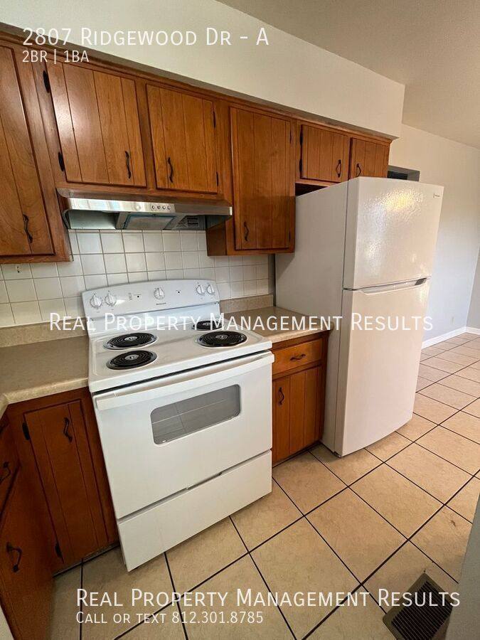Apartment for rent at 2807 Ridgewood Dr #A, Evansville, IN 47711