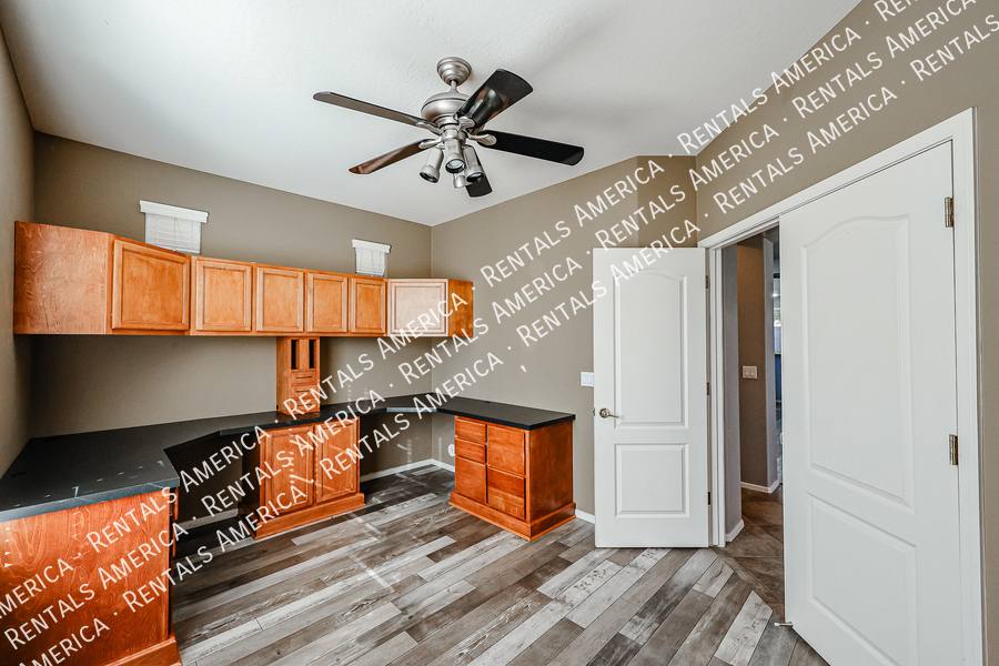 House for rent at 2614 W Florentine Rd, Phoenix, AZ 85086