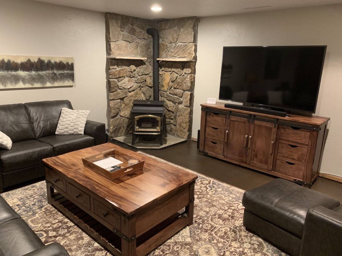 House for rent at 1040 Forest Hill Rd, Woodland Park, CO 80863