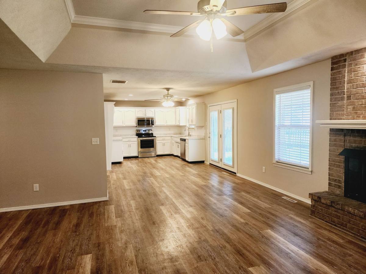 House for rent at 4303 S Sulgrove Ave, Springfield, MO 65804