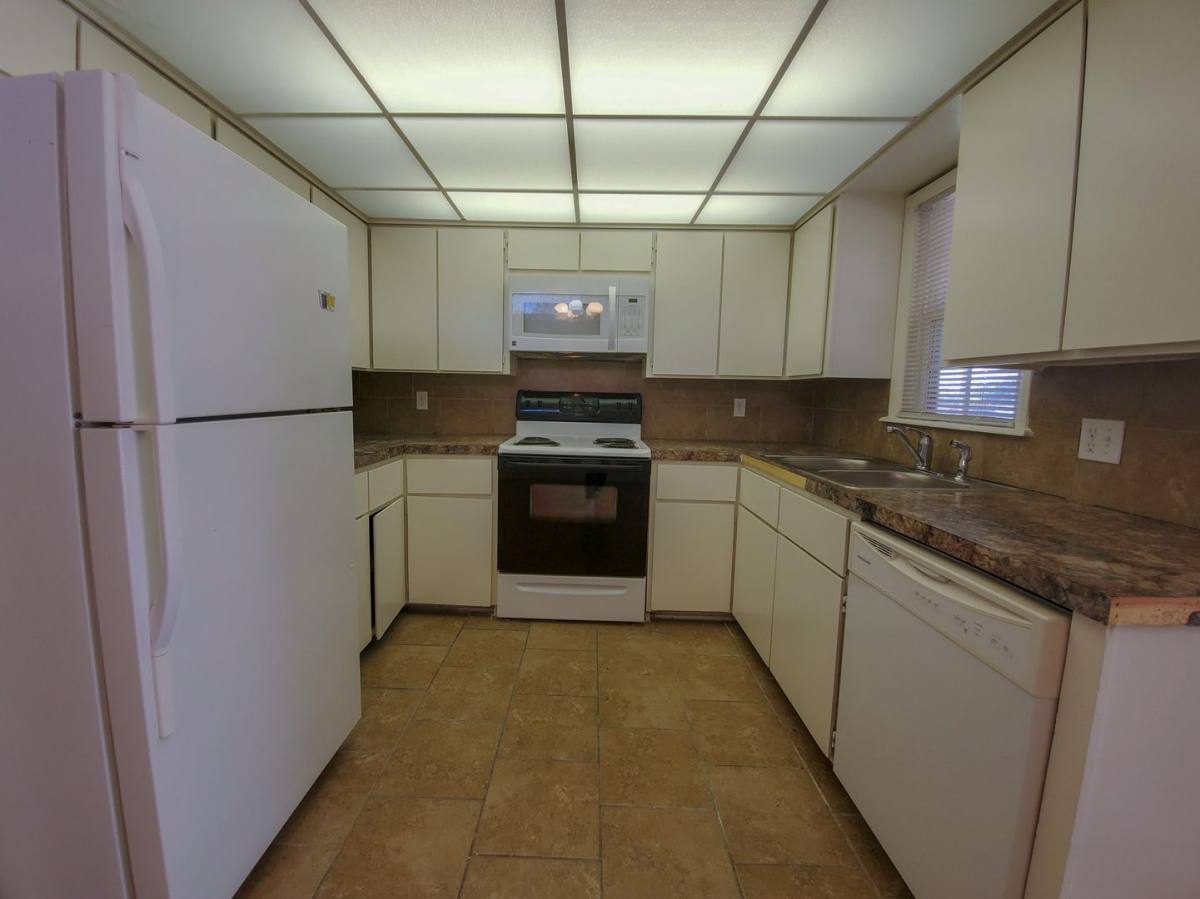House for rent at 32 Cheyenne Dr, Shawnee, OK 74801