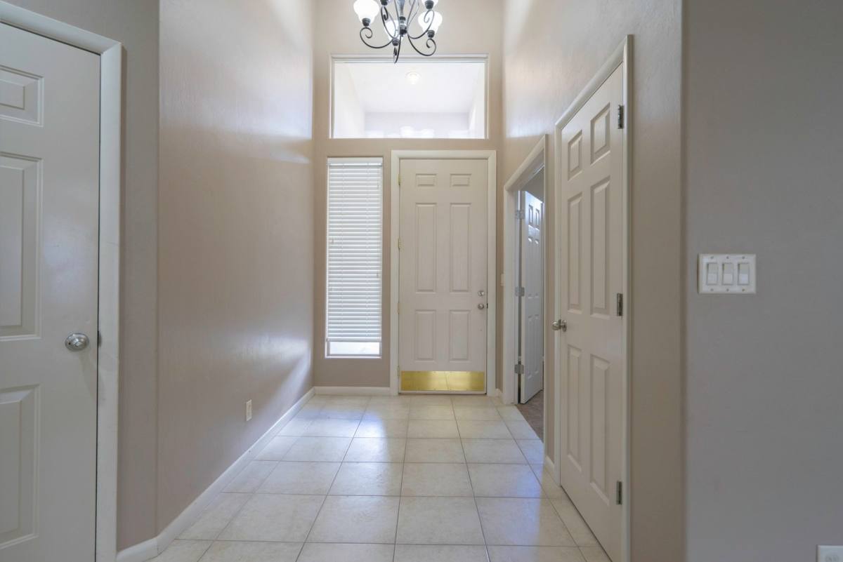 House for rent at 1630 E 2450 S, Saint George, UT 84790