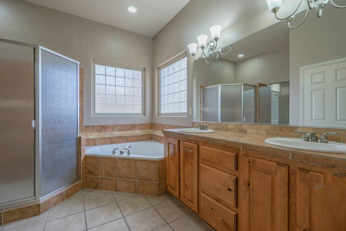 House for rent at 1630 E 2450 S, Saint George, UT 84790