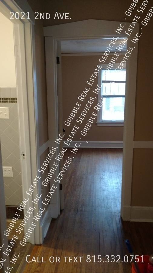 House for rent at 2021 2nd Ave, Rockford, IL 61104