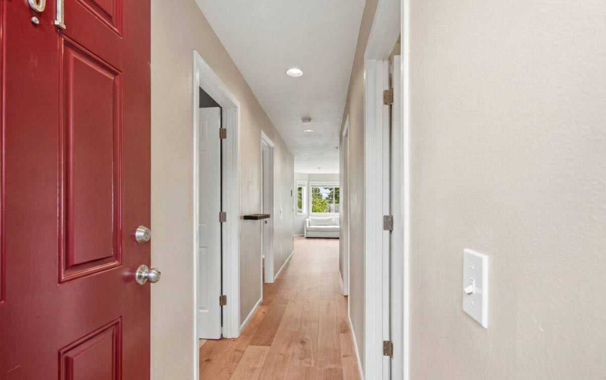 Condo for rent at 2116 California Ave SW, Seattle, WA 98116