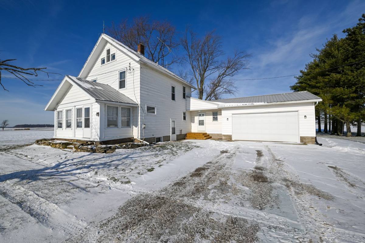 House for rent at 2240 Marseilles Galion Rd E, Marion, OH 43302