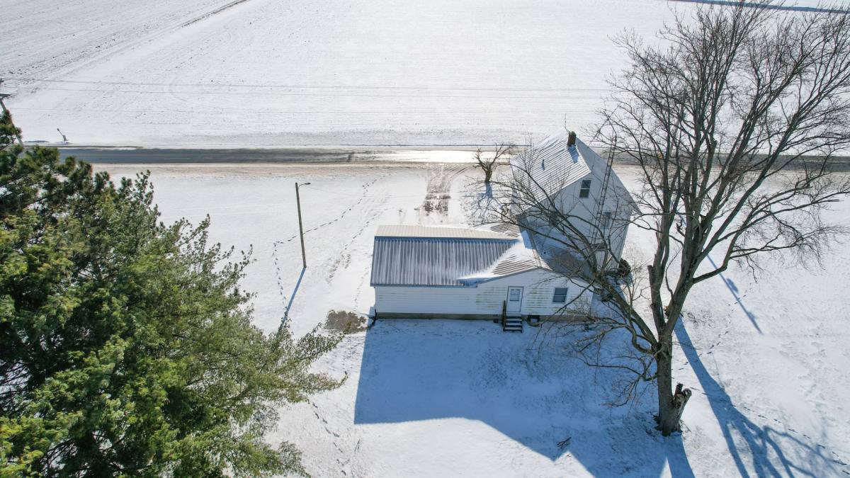 House for rent at 2240 Marseilles Galion Rd E, Marion, OH 43302