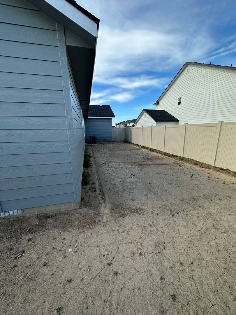 House for rent at 11320 W Teratai St, Star, ID 83669