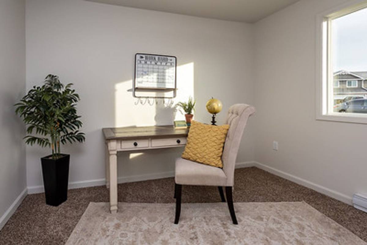 Apartment for rent at 5756 Basswood Lane, Pleasant Hill, IA 50327
