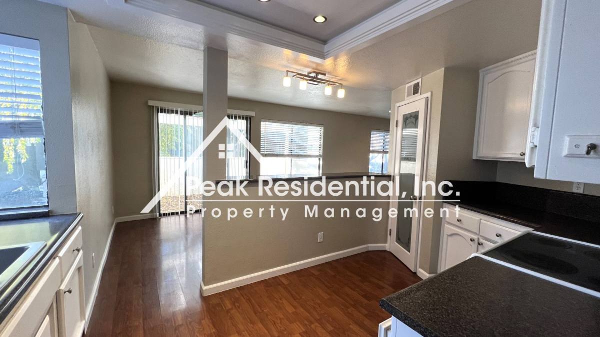 Townhouse for rent at 3156 Swallows Nest Dr, Sacramento, CA 95833