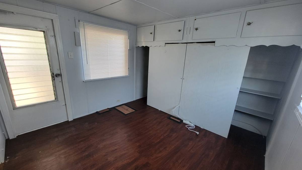 Apartment for rent at 1104 50th Ave Dr W, Bradenton, FL 34207