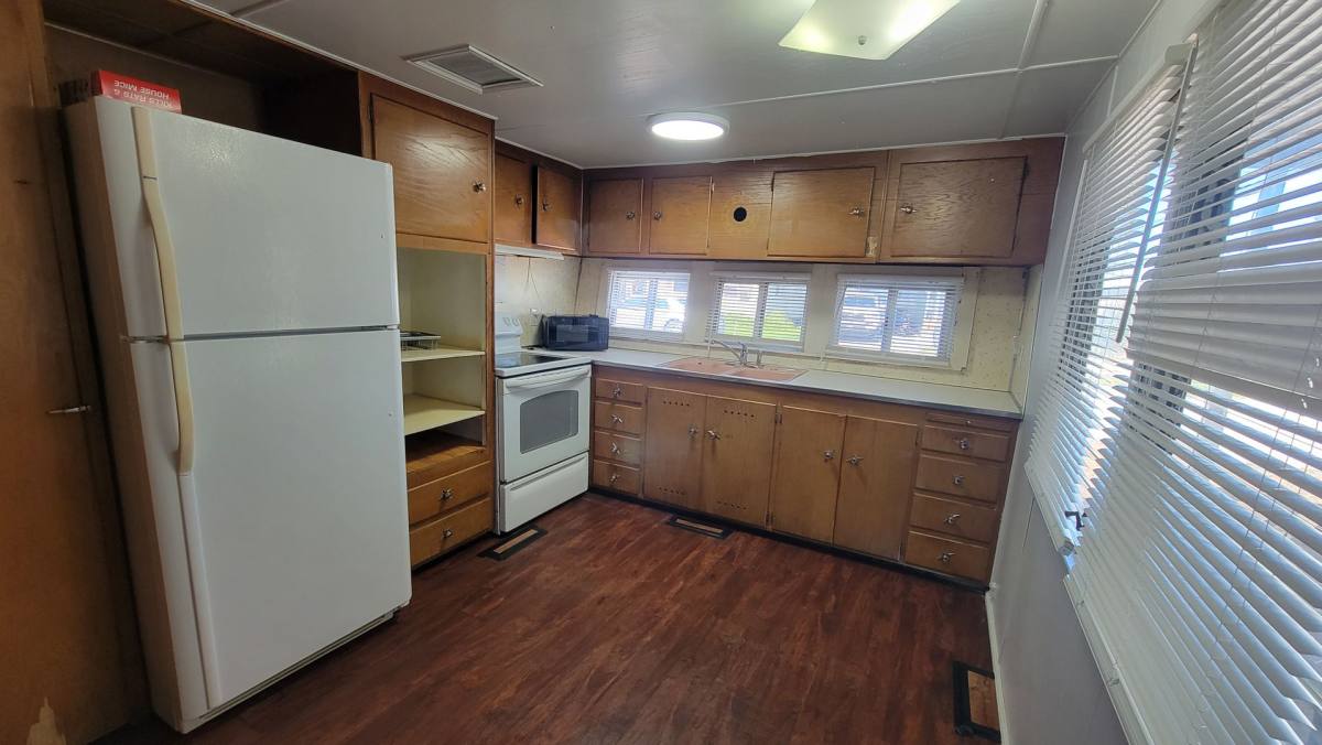 Apartment for rent at 1104 50th Ave Dr W, Bradenton, FL 34207