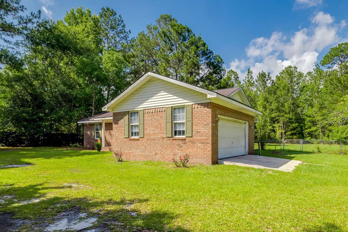 House for rent at 4903 McCall Rd, Rincon, GA 31326