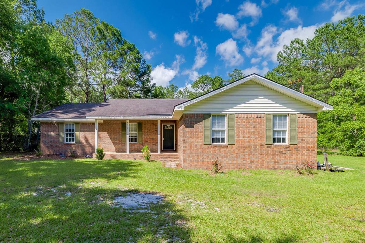House for rent at 4903 McCall Rd, Rincon, GA 31326