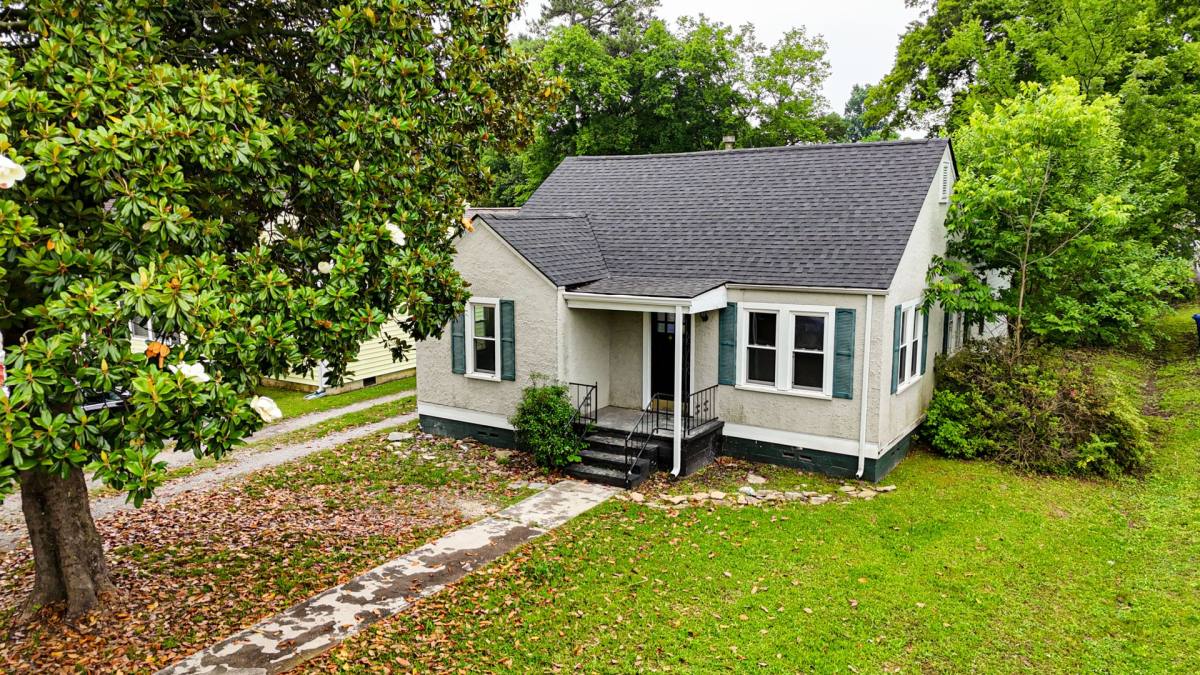 House for rent at 4600 Biltmore Ave, Chattanooga, TN 37411