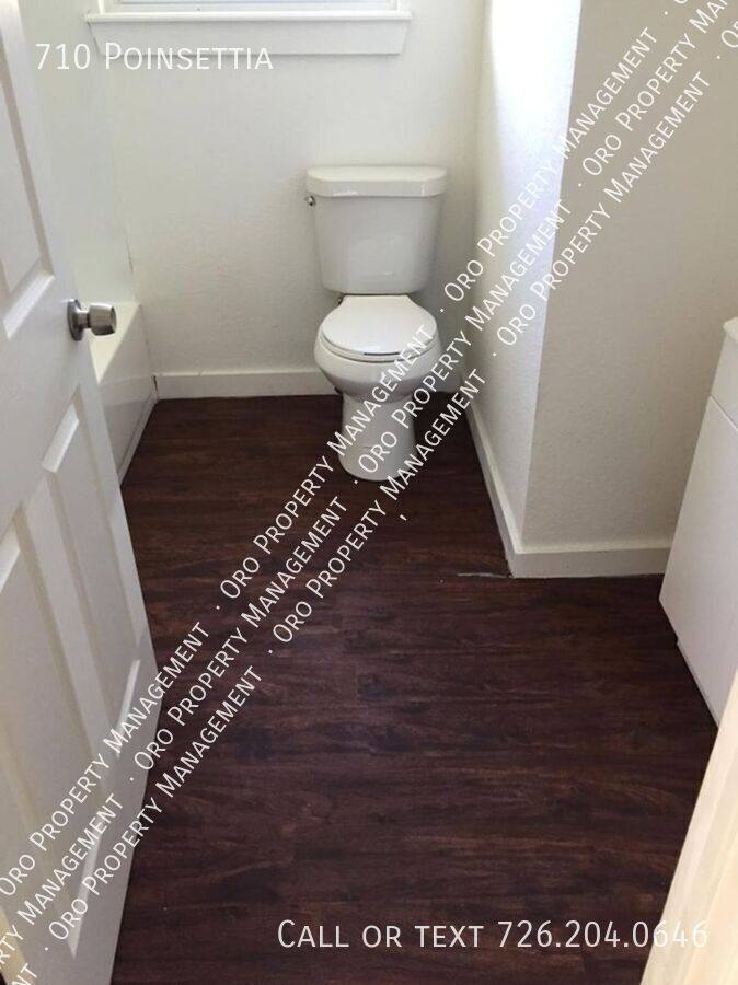 House for rent at 710 Poinsettia, San Antonio, TX 78202