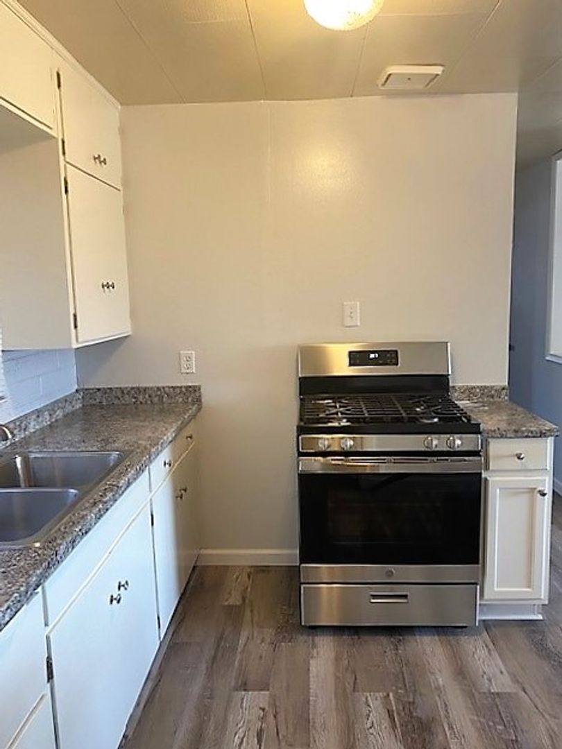 House for rent at 3251 Bechelli Lane, Redding, CA 96002