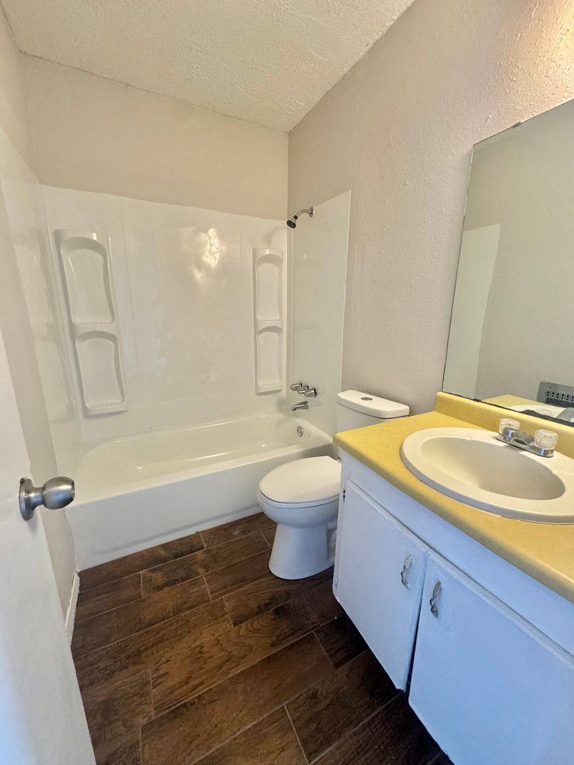 Apartment for rent at 332 Preusser, San Angelo, TX 76903