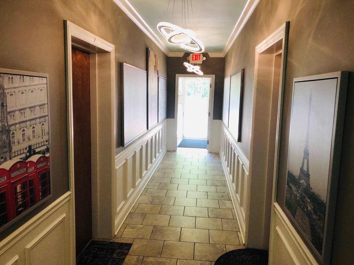 Apartment for rent at 15524 S Cicero Ave, Oak Forest, IL 60452