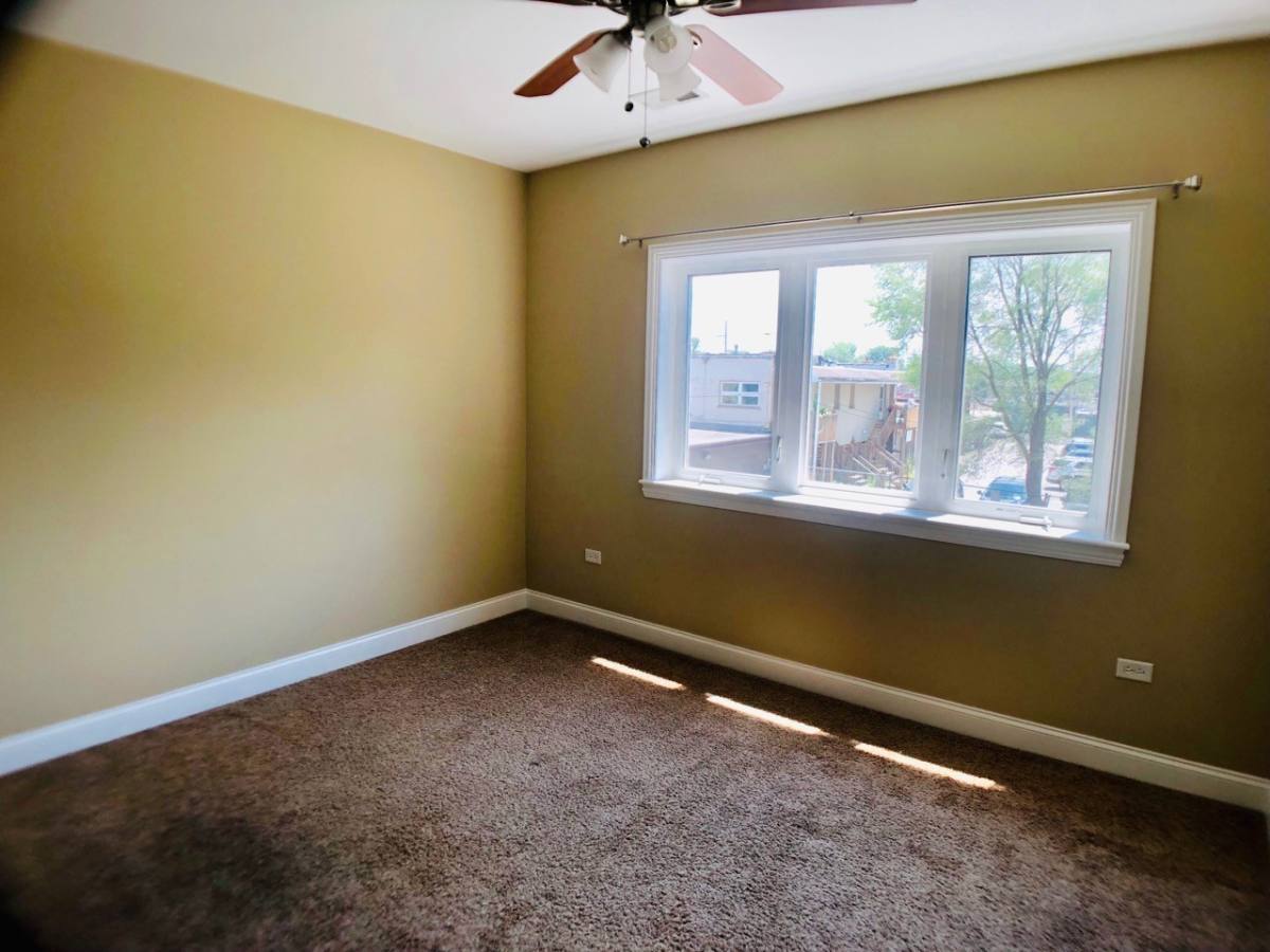 Apartment for rent at 15524 S Cicero Ave, Oak Forest, IL 60452
