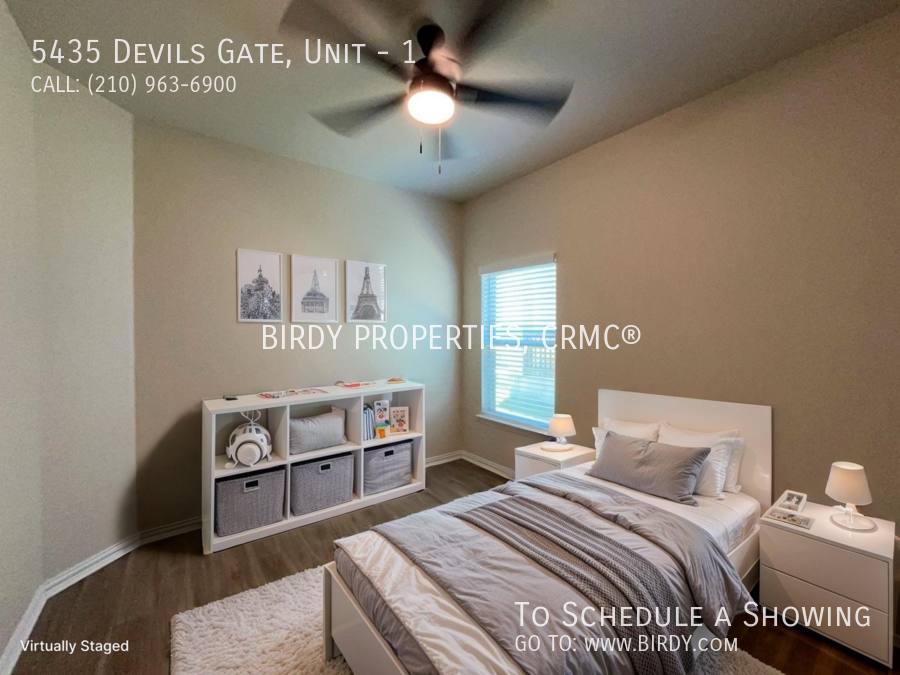 Apartment for rent at 5435 Devils Gate #1, Converse, TX 78109